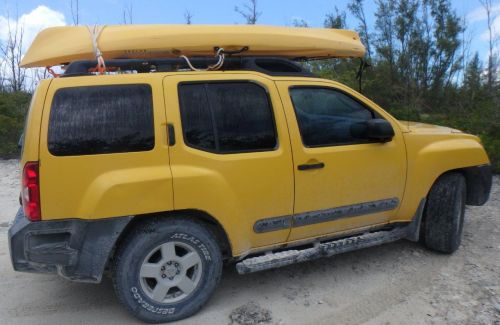 8-yellow transport